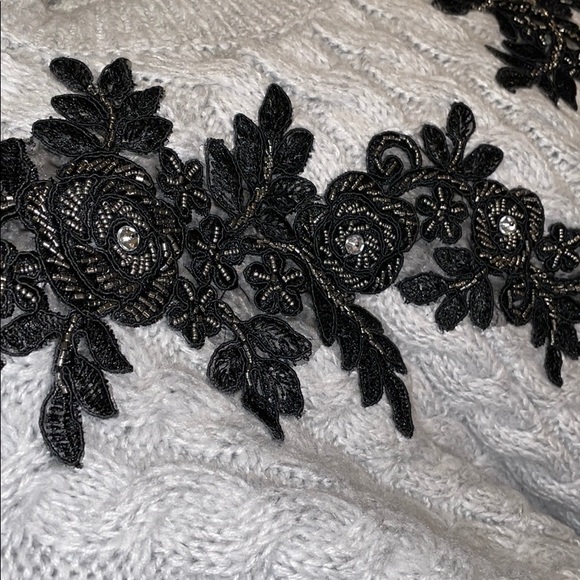 TopShop Sweater | knit,grey, flower beads detail | - Picture 8 of 9